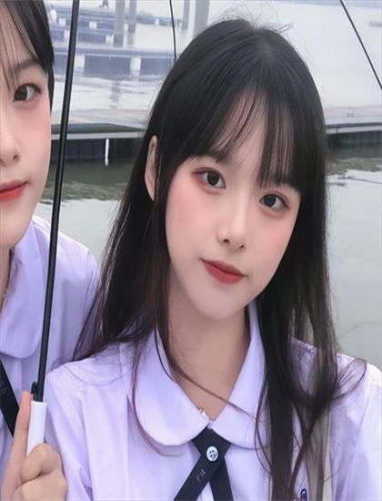 观看手册：沙丘魔堡的把握导演风格与创作特点 助你获得心灵启迪